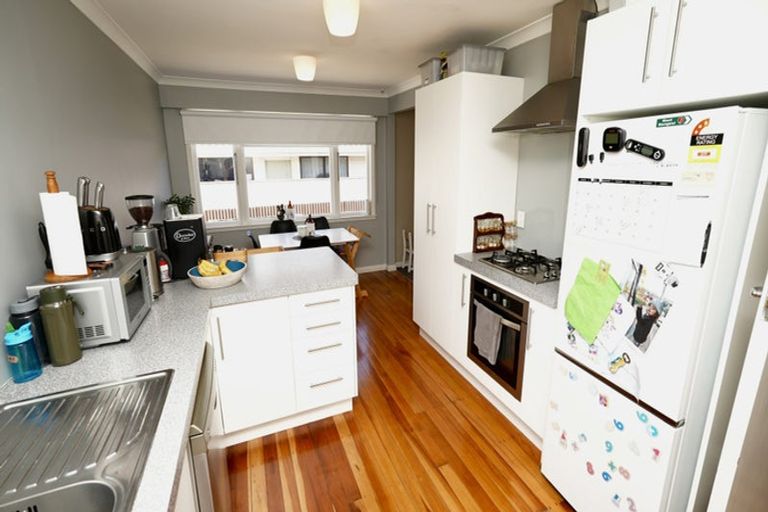 Photo of property in 20 Pitama Road, Awapuni, Palmerston North, 4412