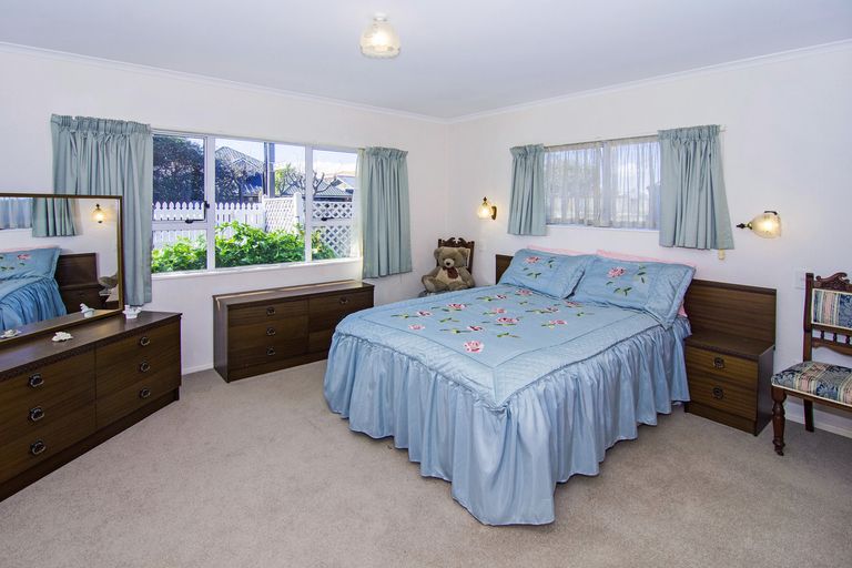 Photo of property in 2 Miller Place, Masterton, 5810