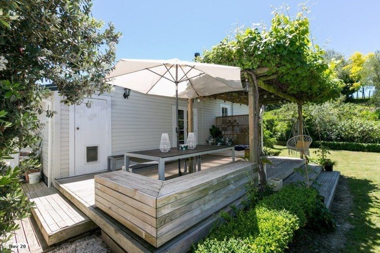 Photo of property in 144 Springfield Road, Taradale, Napier, 4183