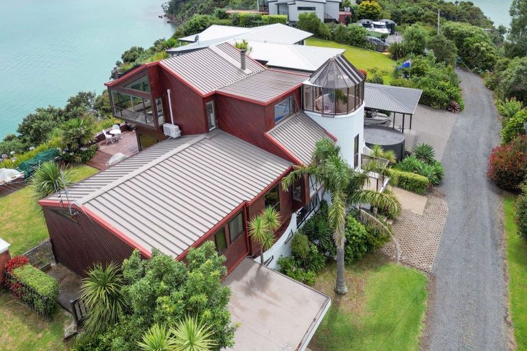 Photo of property in 1980 Wyuna Bay Road, Wyuna Bay, Coromandel, 3581