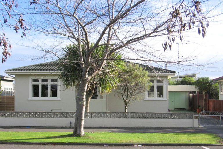 Photo of property in 34 Havill Street, Takaro, Palmerston North, 4410