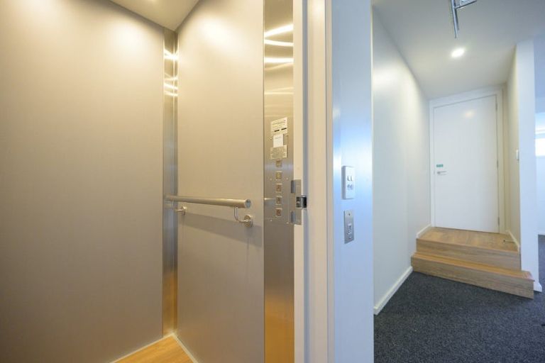 Photo of property in 7/317 Hardy Street, Nelson, 7010