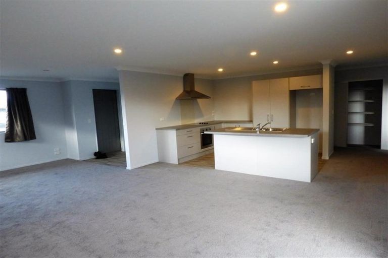 Photo of property in 9 Makawe Roa Street, Marshland, Christchurch, 8083
