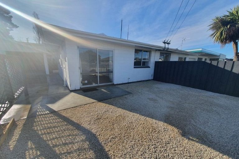 Photo of property in 7 Mundys Road, Dallington, Christchurch, 8061