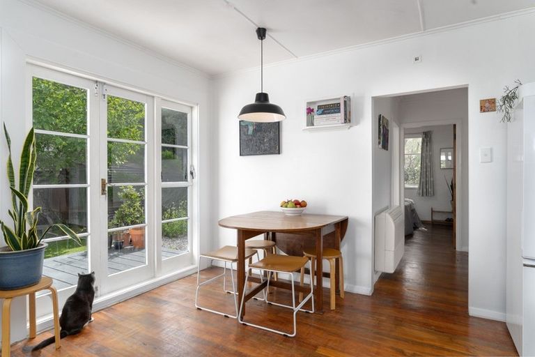 Photo of property in 46 Woodward Street East, Featherston, 5710