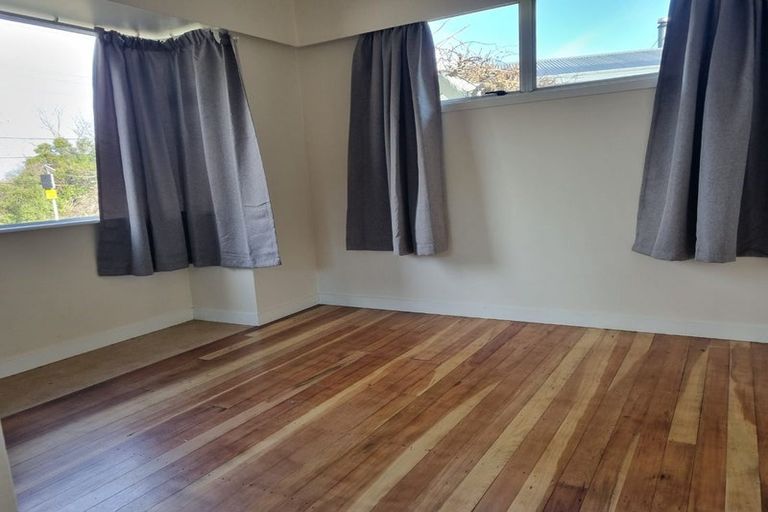 Photo of property in 1 Wavell Crescent, Lansdowne, Masterton, 5810