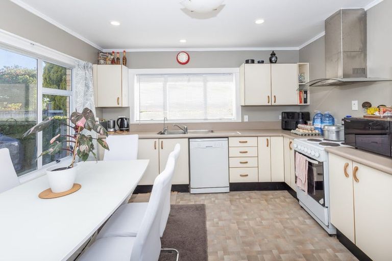 Photo of property in 205 Cambridge Road, Te Awamutu, 3800