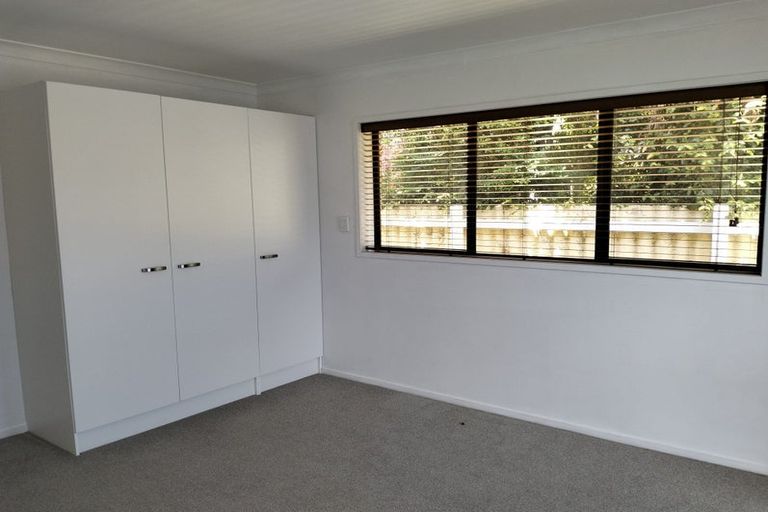 Photo of property in 16a Manse Road, Pahurehure, Papakura, 2113