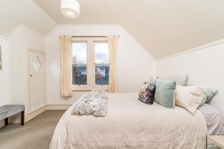 Photo of property in 38 Easther Crescent, Kew, Dunedin, 9012