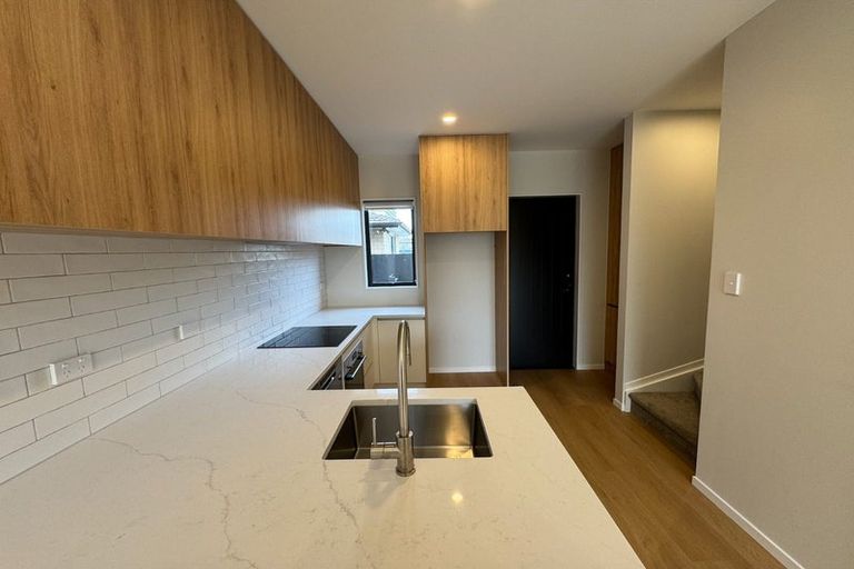 Photo of property in 4/13 Thomas Road, Mangere, Auckland, 2022