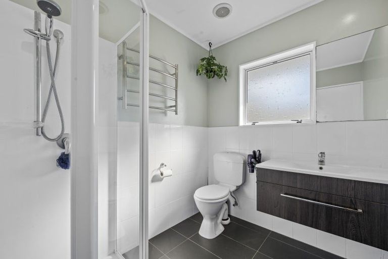 Photo of property in 968a Waiuku Road, Waiuku, 2681