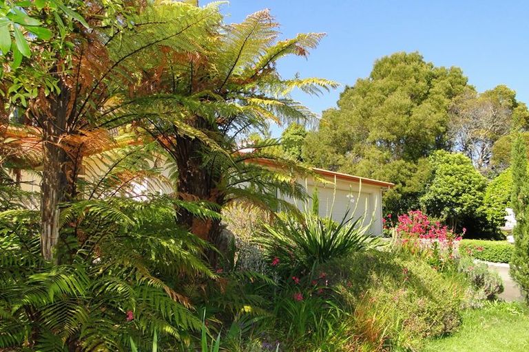 Photo of property in 112 Bronte Road East, Bronte, Upper Moutere, 7173