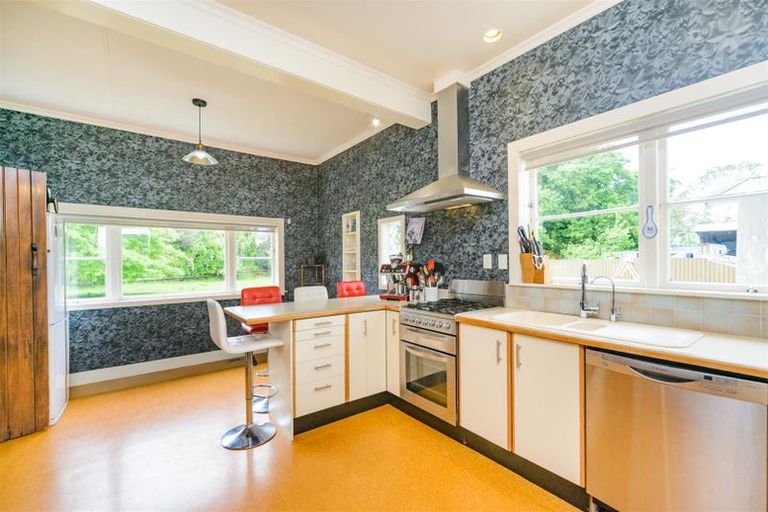 Photo of property in 27 High Street, Bulls, 4818