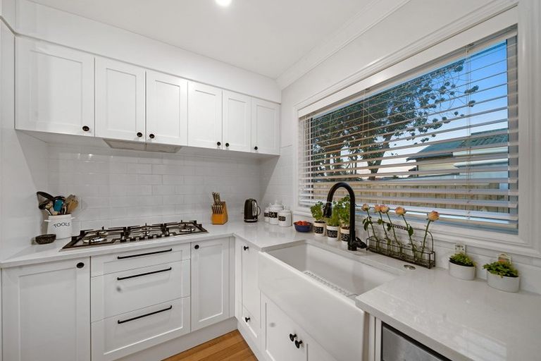 Photo of property in 83b Taikata Road, Te Atatu Peninsula, Auckland, 0610