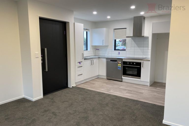 Photo of property in 128 North Avon Road, Richmond, Christchurch, 8013