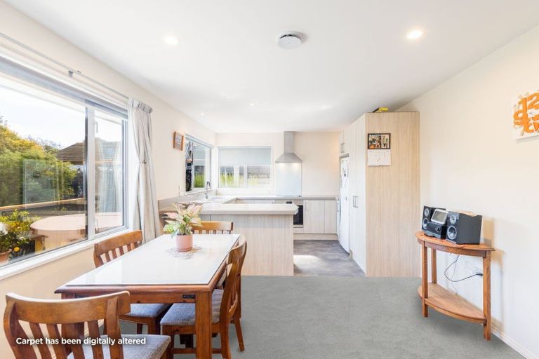 Photo of property in 2a Rue De La Mare, Parklands, Christchurch, 8083