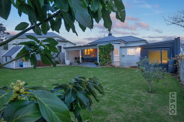 Photo of property in 30 Rata Street, Helensville, 0800