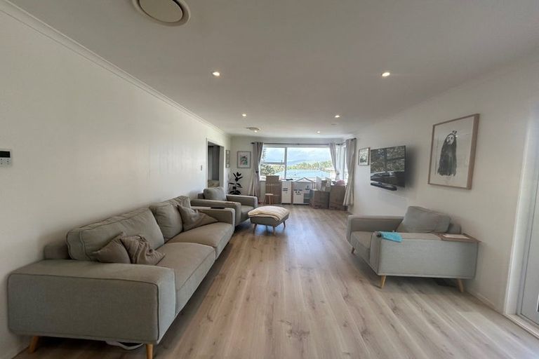 Photo of property in 29 Tirowhanga Road, Paremata, Porirua, 5024