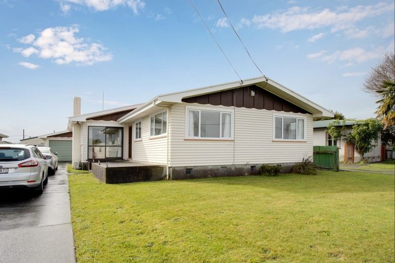Photo of property in 18 Barnard Avenue, Maraenui, Napier, 4110