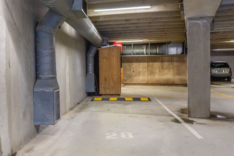 Photo of property in Augusta Apartments, 16/254 Willis Street, Te Aro, Wellington, 6011