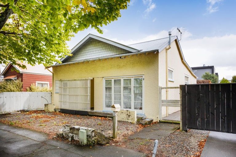 Photo of property in 8 Ranfurly Street, Hokowhitu, Palmerston North, 4410