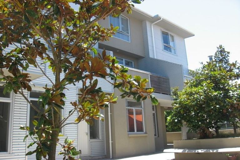 Photo of property in 11/185 Tasman Street, Mount Cook, Wellington, 6021