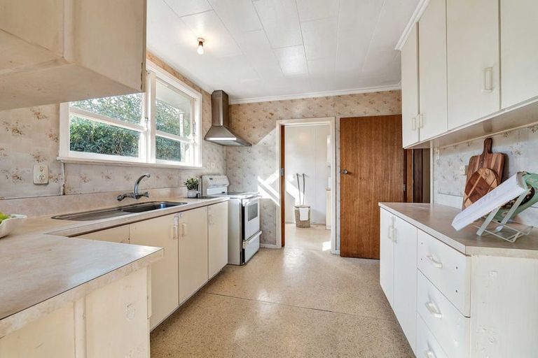 Photo of property in 173 Tukapa Street, Westown, New Plymouth, 4310