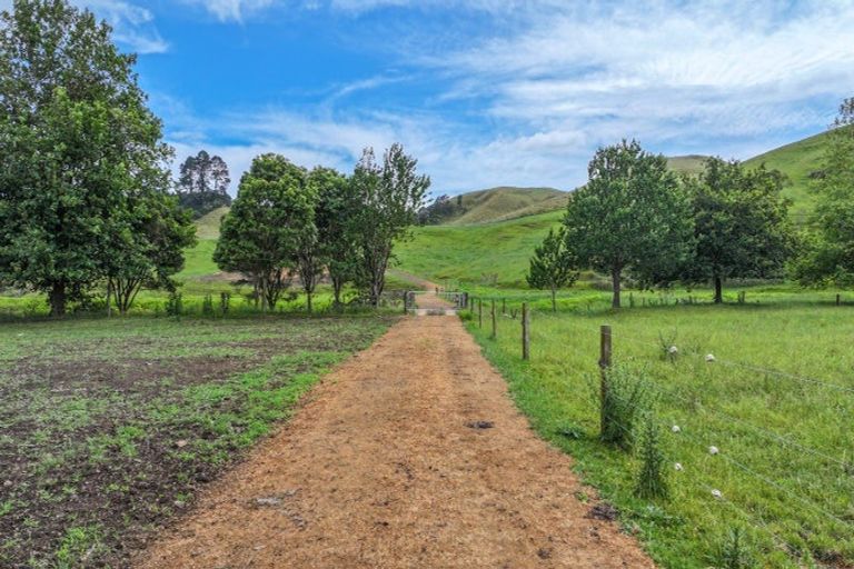 Photo of property in 880 Kopuku Road, Maramarua Forest, Pokeno, 2471