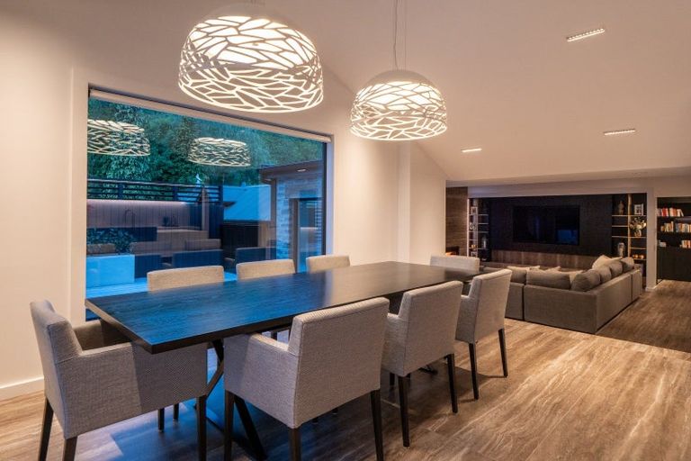 Photo of property in 4 Cardigan Street, Arrowtown, 9302