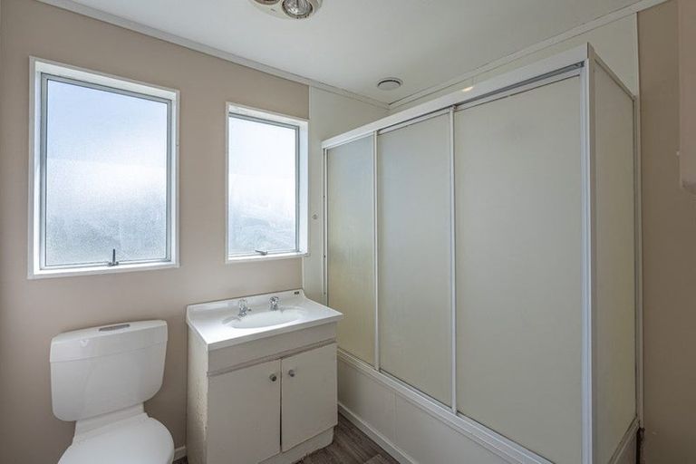 Photo of property in 14 Scott Avenue, Otaki Beach, Otaki, 5512