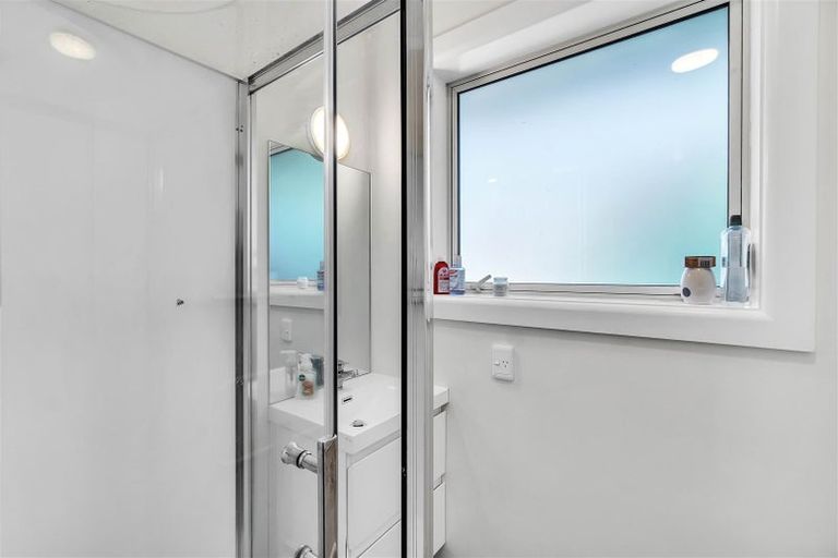 Photo of property in 2/46 Lochee Road, Upper Riccarton, Christchurch, 8041