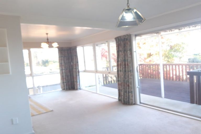 Photo of property in 6 Tirita Street, Kawaha Point, Rotorua, 3010