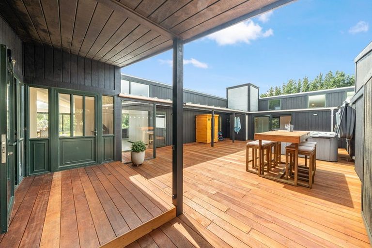 Photo of property in 20 Coroglen Rise, Pukerua Bay, 5026