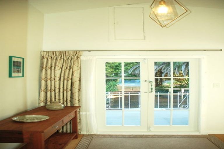 Photo of property in 28 James Mcleod Road, Shelly Beach, Helensville, 0874