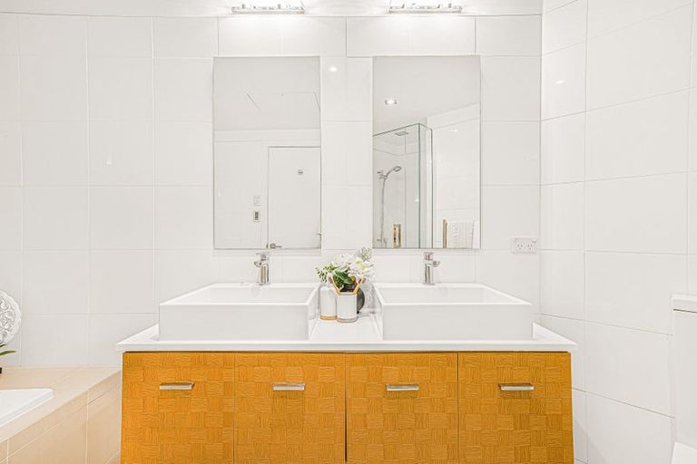 Photo of property in 6 Little Compton Mews, Snells Beach, 0920