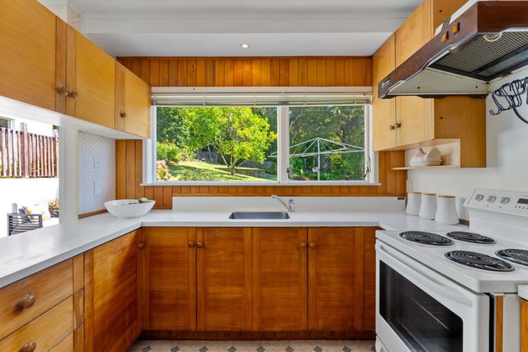 Photo of property in 70 Mountbatten Avenue, Hillcrest, Auckland, 0627