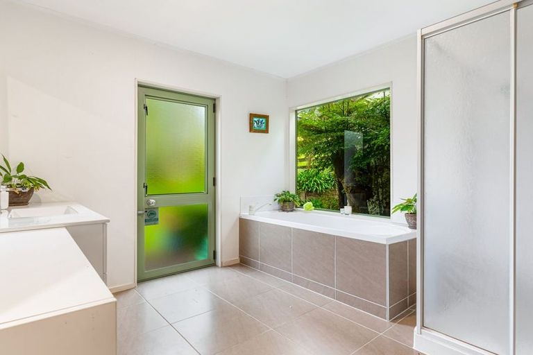 Photo of property in 1/199 Birdwood Road, Massey, Auckland, 0614