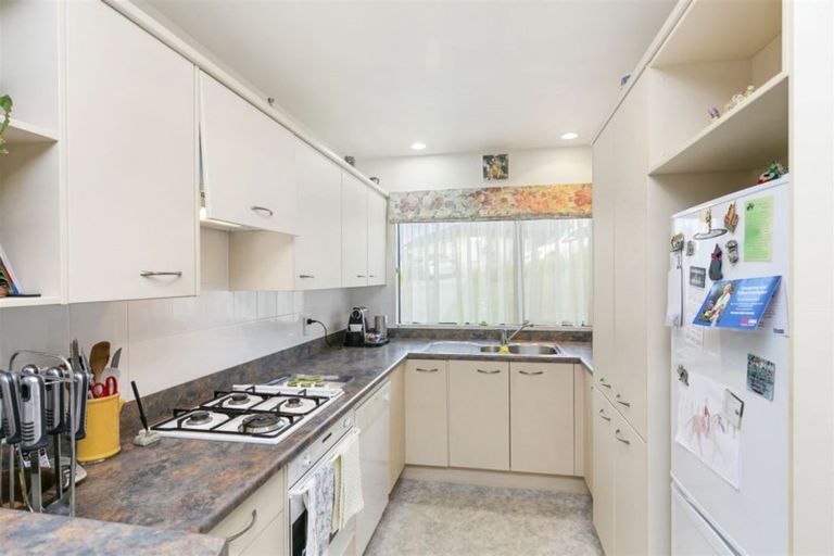 Photo of property in 25 Bathgate Street, Johnsonville, Wellington, 6037