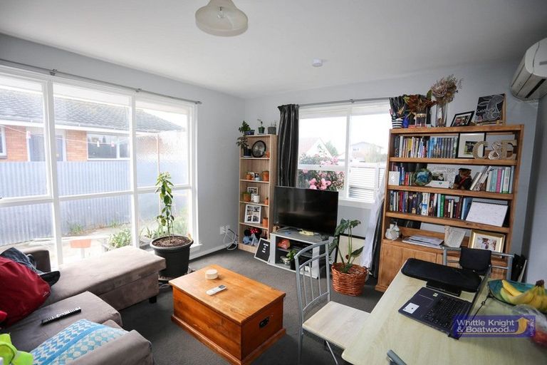 Photo of property in 1/23 Chilton Drive, Mairehau, Christchurch, 8052