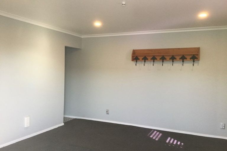 Photo of property in 1219 Papamoa Beach Road, Papamoa Beach, Papamoa, 3118