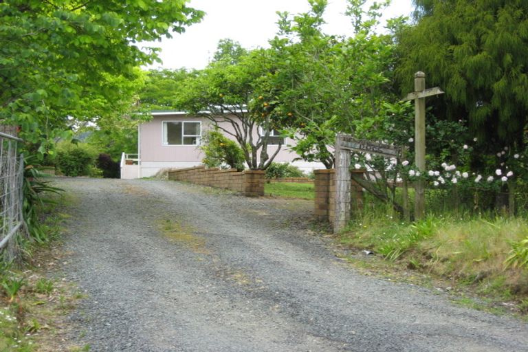 Photo of property in 326 Matua Road, Kumeu, 0891