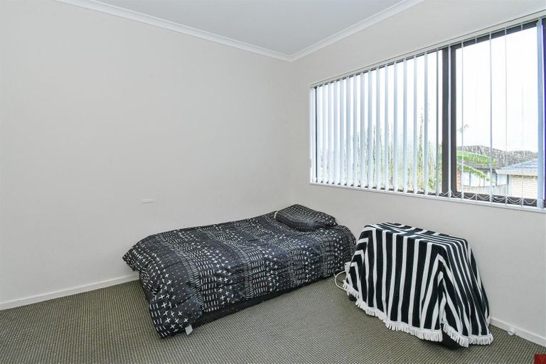 Photo of property in 98a Naylors Drive, Mangere, Auckland, 2022