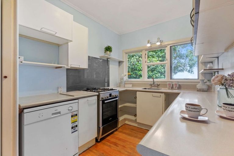 Property details for 368 Hillsborough Road, Hillsborough, Auckland, 1042