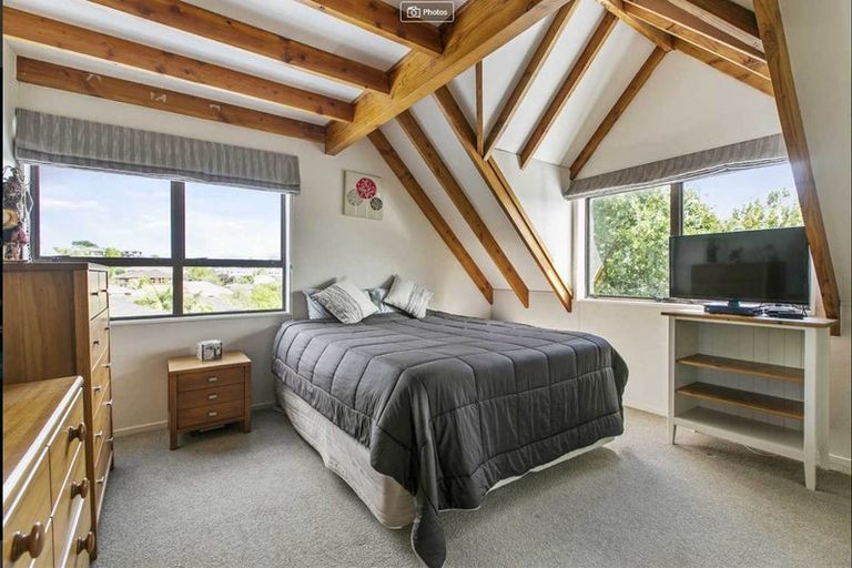 Photo of property in 158 Luckens Road, West Harbour, Auckland, 0618