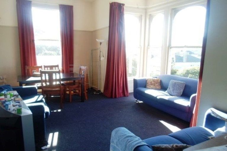 Photo of property in 182a Queen Street, Pukekohe, 2120
