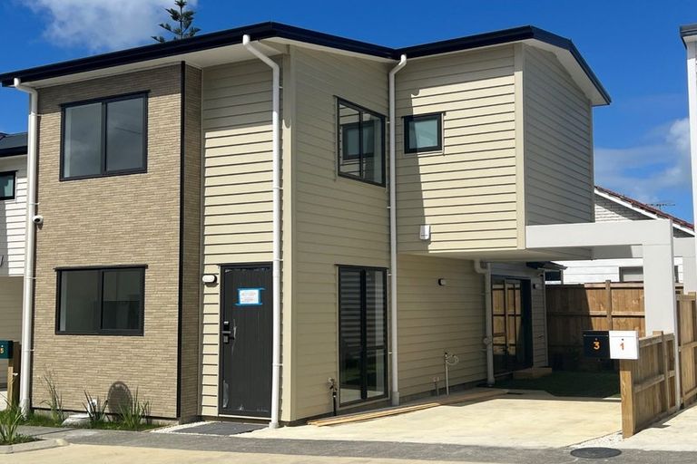 Photo of property in 3 Matukutureia Lane, Manurewa, Auckland, 2102