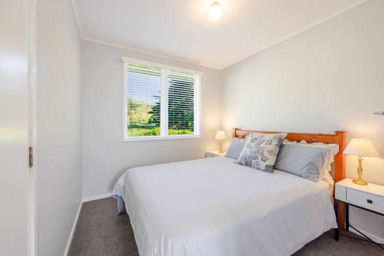 Photo of property in 15 John Ross Place, Kairakau, Elsthorpe, 4295