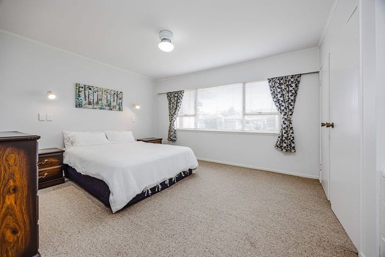 Photo of property in 21 Brynbela Court, Papakura, 2110
