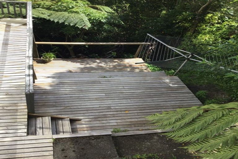 Photo of property in 14 Silverstream Road, Crofton Downs, Wellington, 6035