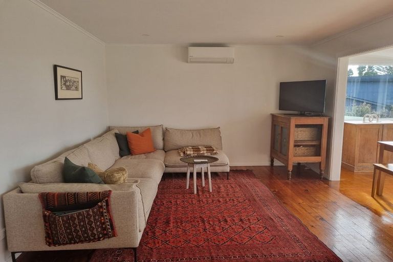 Photo of property in 12 Washington Avenue, Snells Beach, 0920